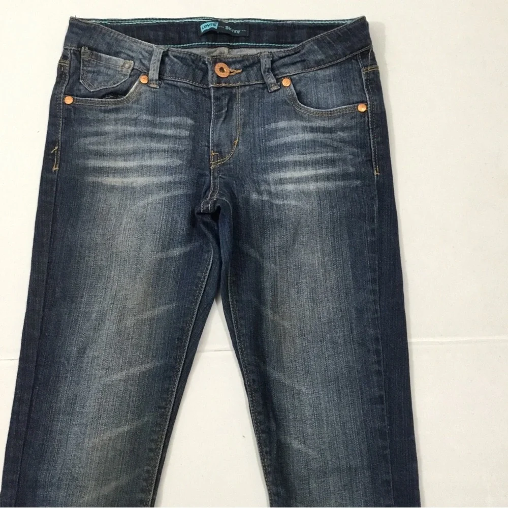 Levi’s Skinny Stretchy Jeans